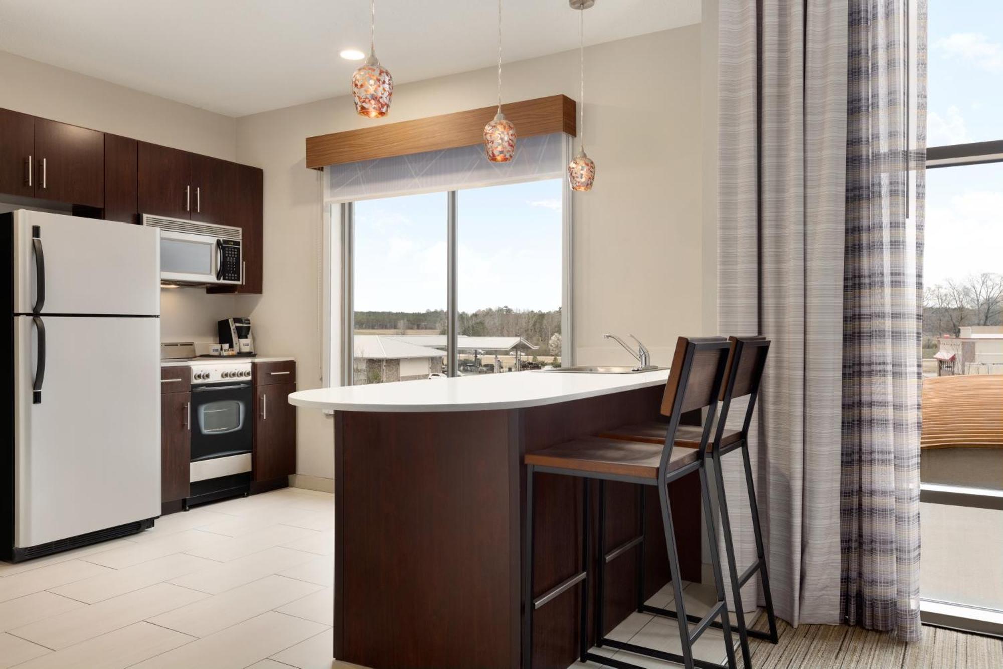 Hotel Express & Auburn By Ihg Opelika