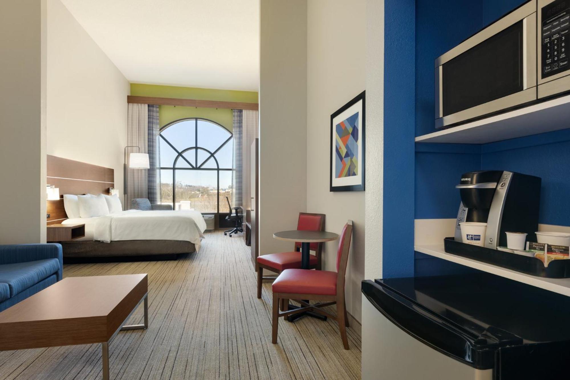 Express & Auburn By Ihg 2*