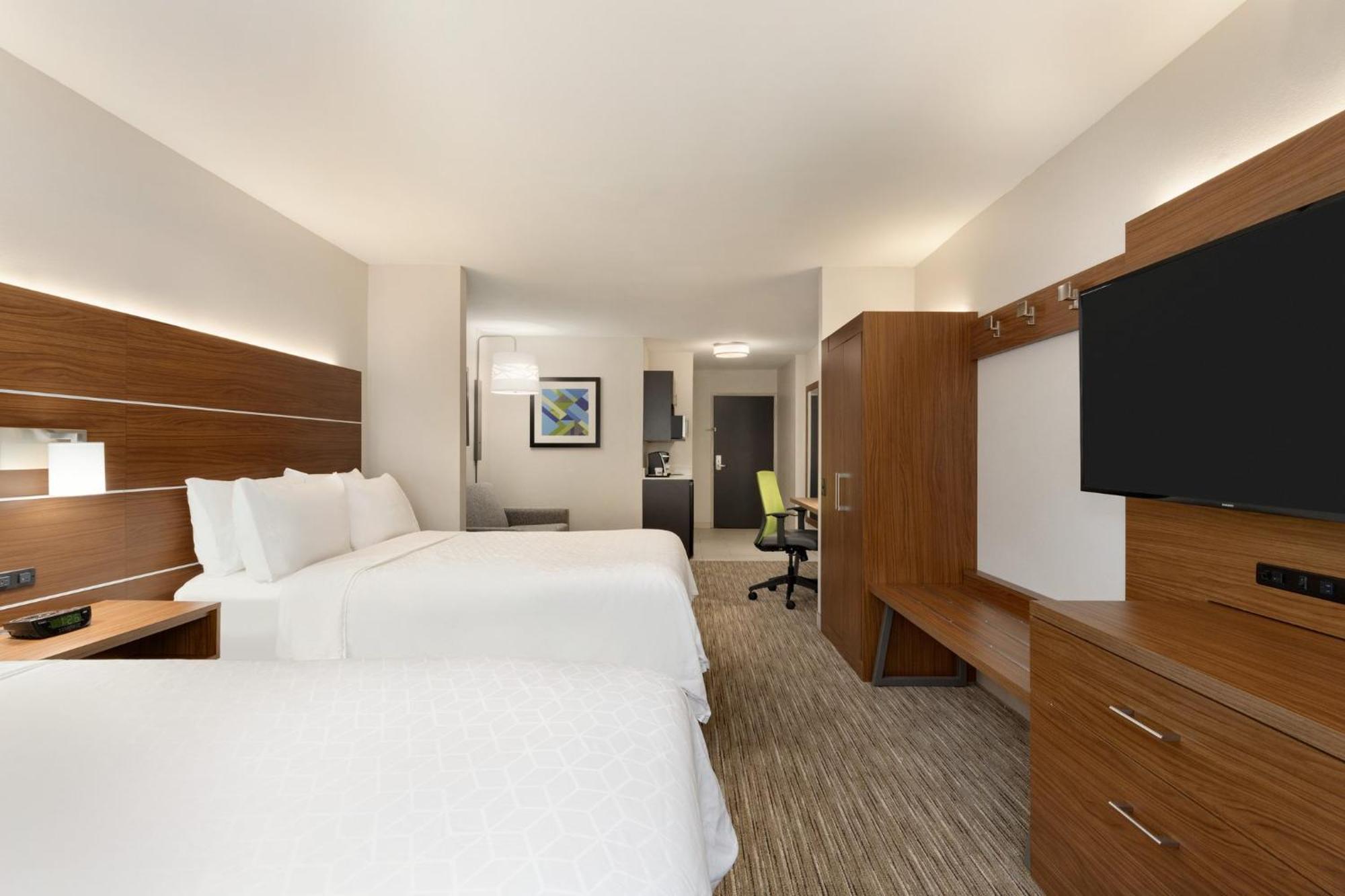 Express & Auburn By Ihg Hotel Opelika